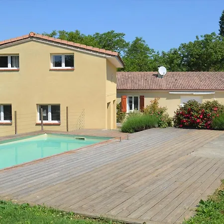 Appartement Meuble De 50 M2 A Montgaillard *